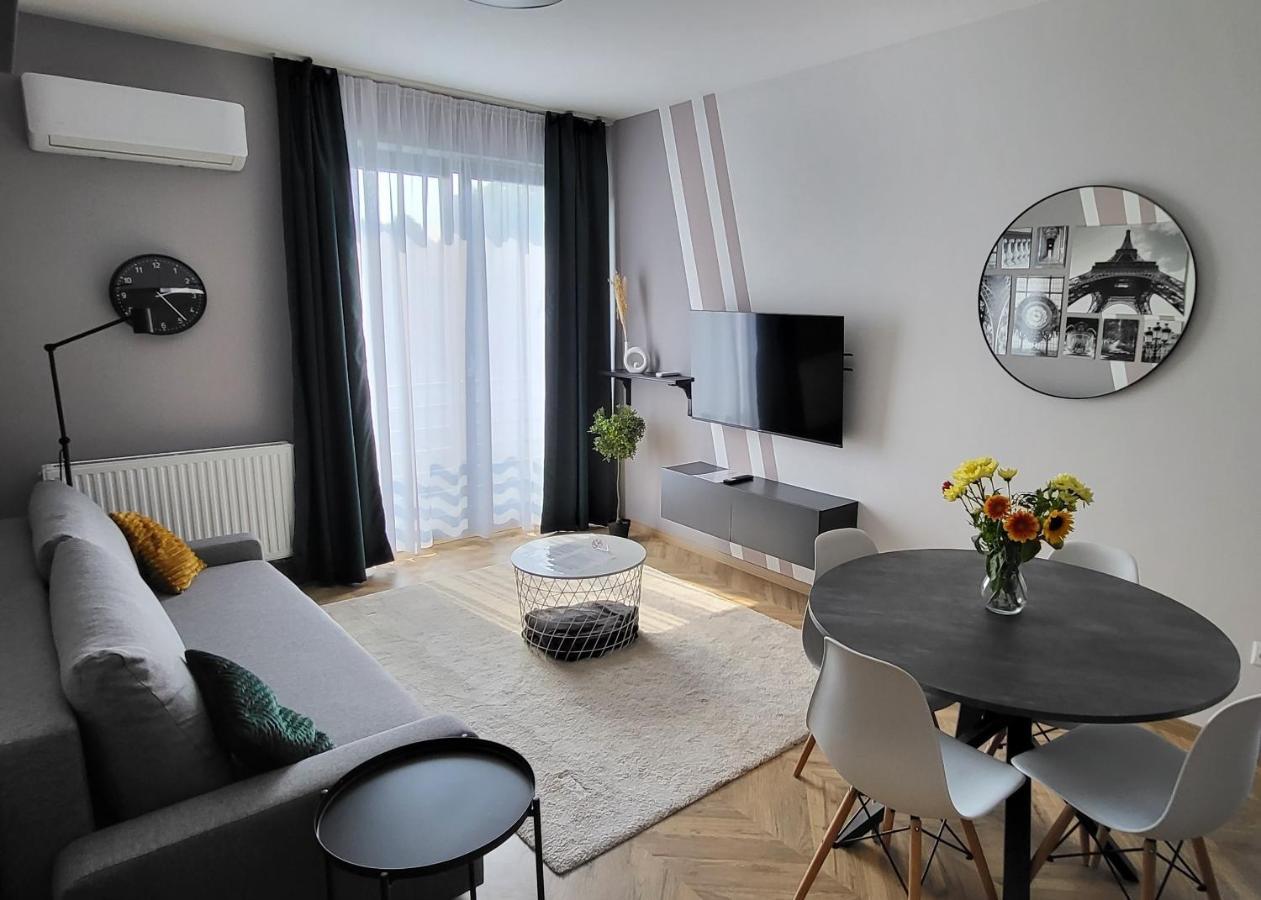 Dotis Apartman Тата Экстерьер фото
